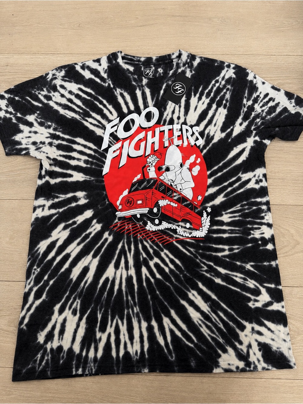 Foo Fighters Black & White Tie-Dye Short Sleeve Tee XL Brand New